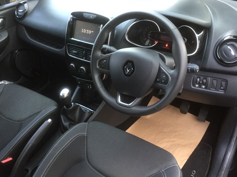 RENAULT CLIO 